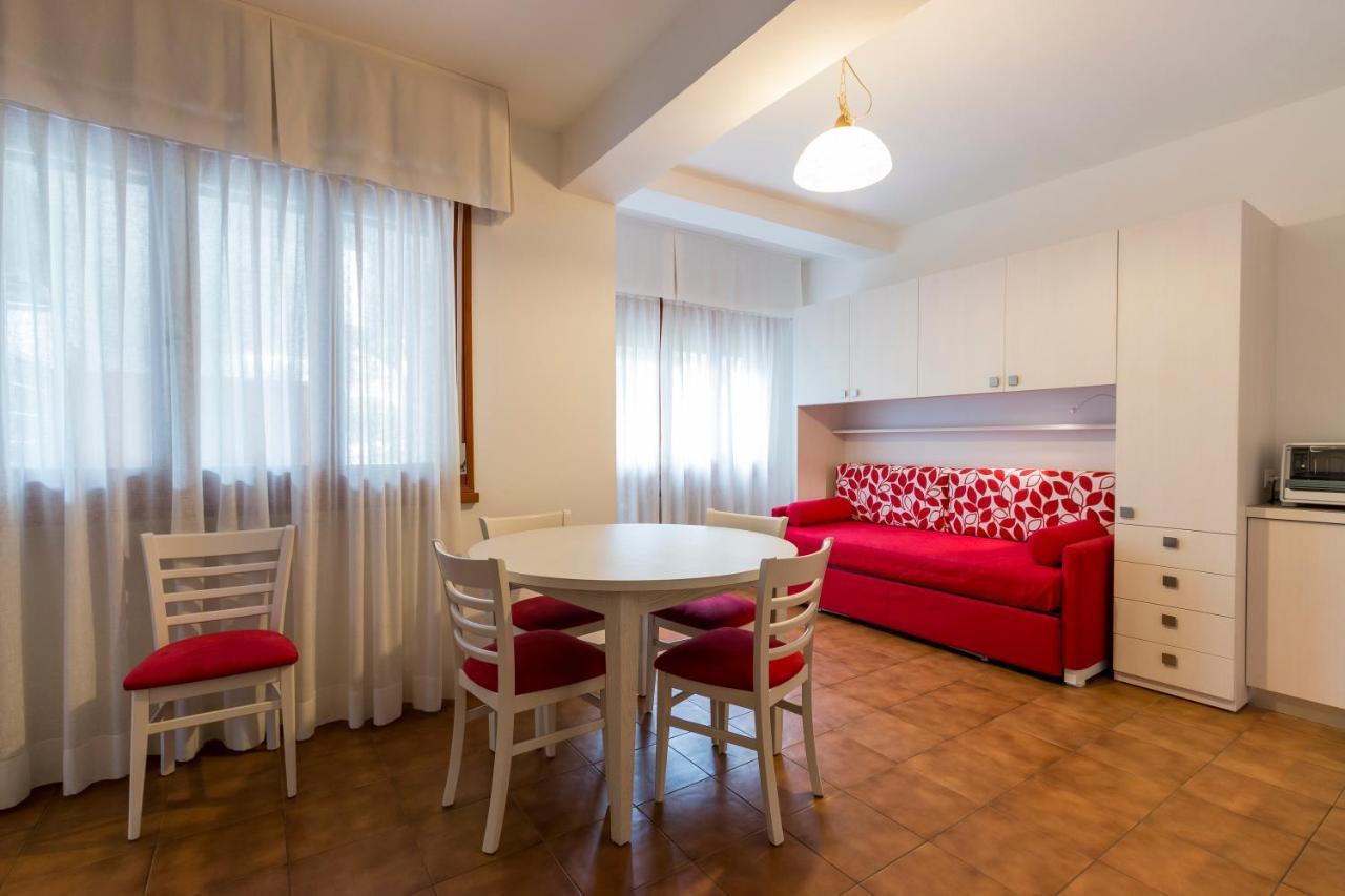 Residence Piccolo Milano Marittima Extérieur photo
