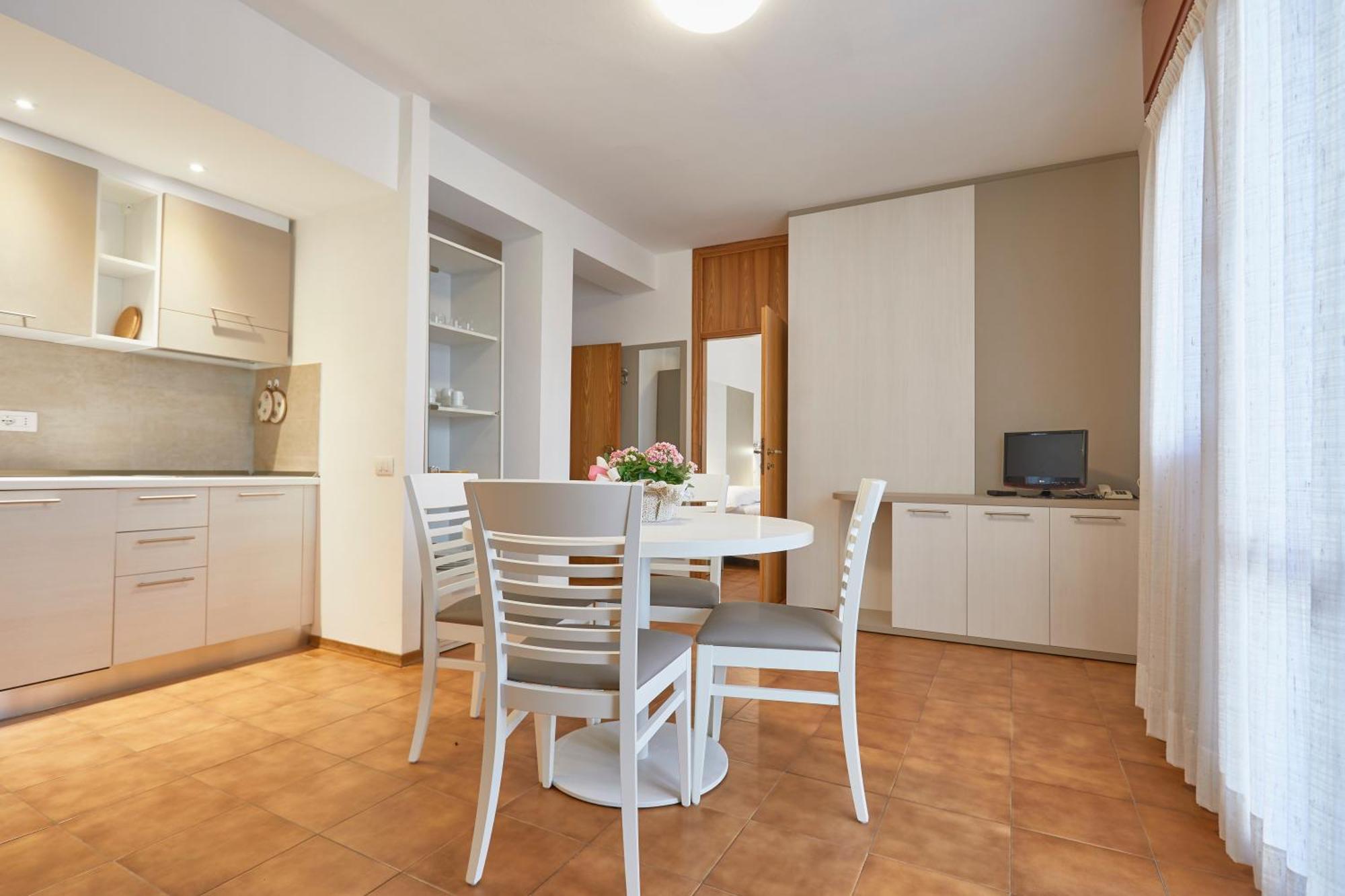 Residence Piccolo Milano Marittima Extérieur photo