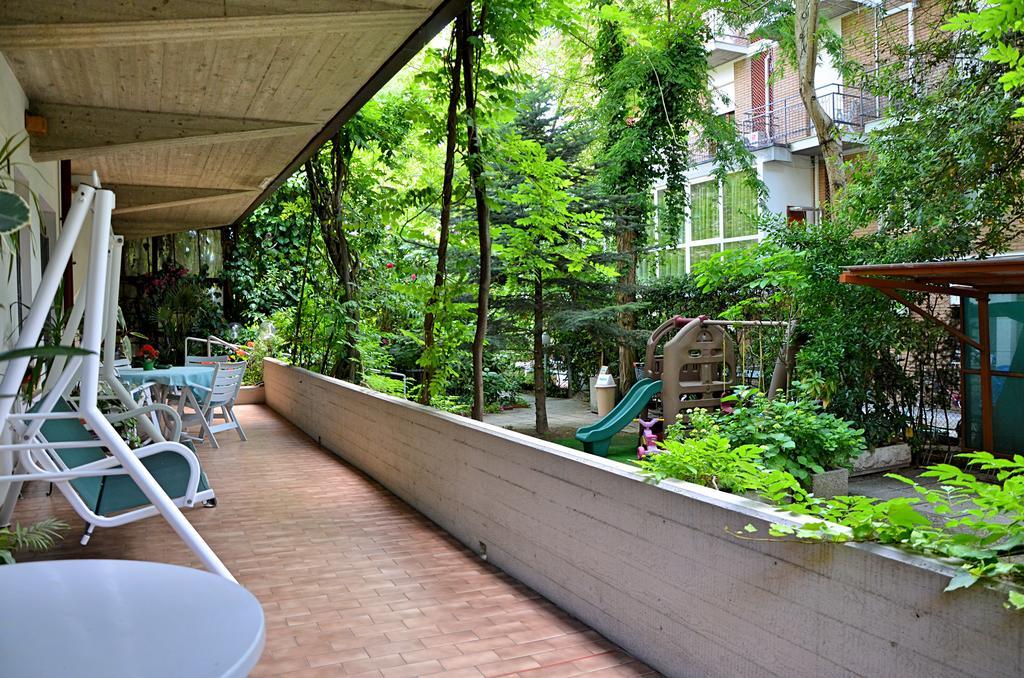 Residence Piccolo Milano Marittima Extérieur photo